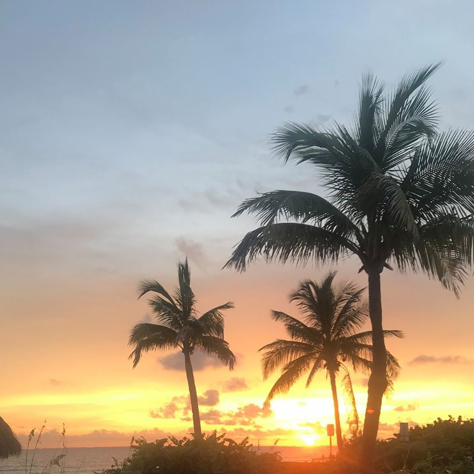 Sunset-at-Newton-Beach-Park-fort-myers-beach-life