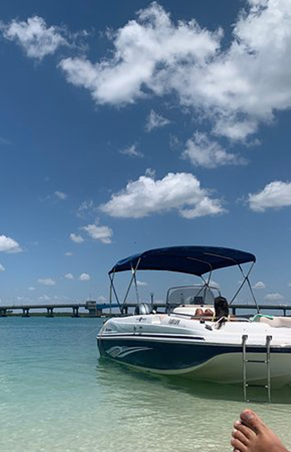 boat-rentals-fort-myers-beach-life